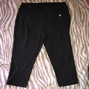 Danskin Capri Leggings